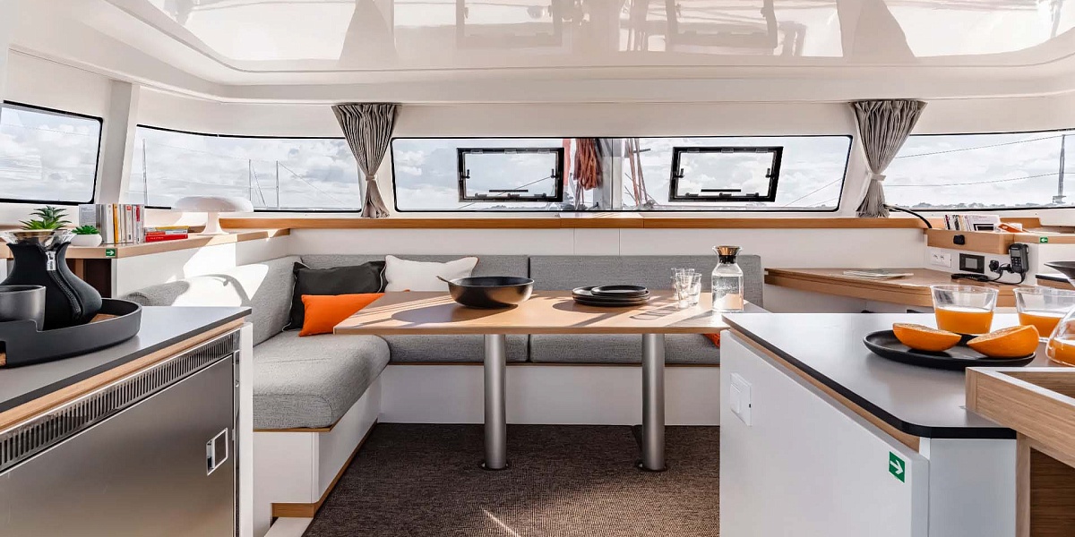 Аренда катамарана Excess 11 на Пхукете | Extremalov Group